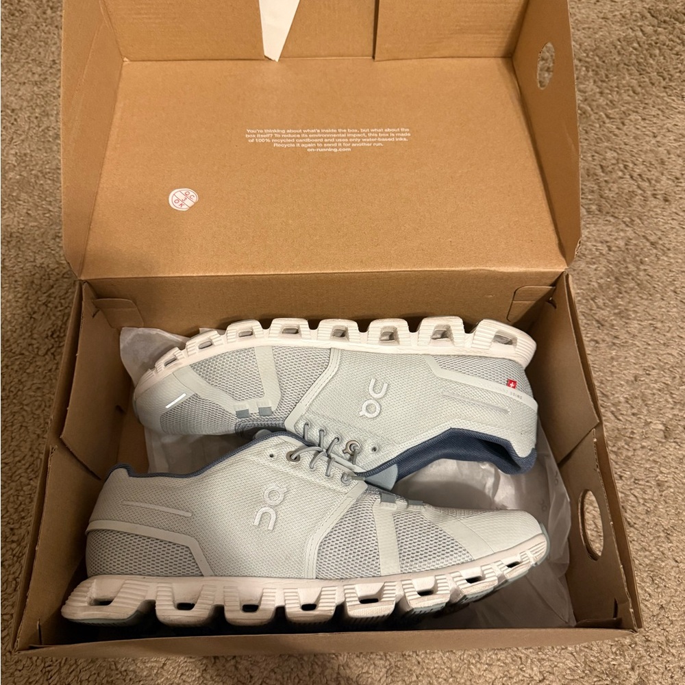 ON Cloud 5 Sneakers in Surf/Cobble